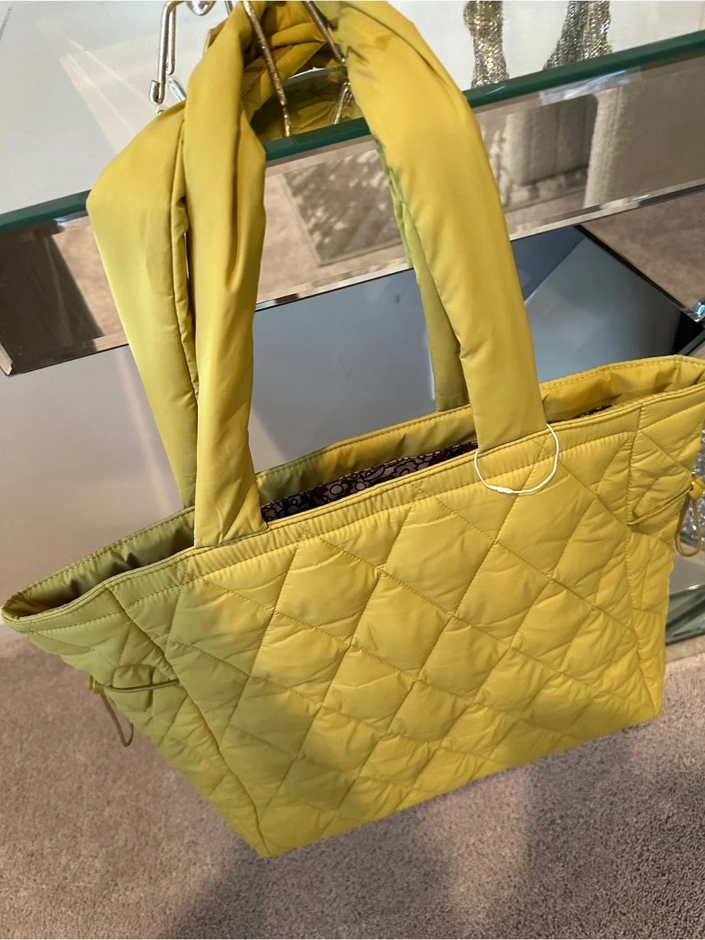 Vera Bradley Quilted Yellow Tote with Printed Interior feather light so soft